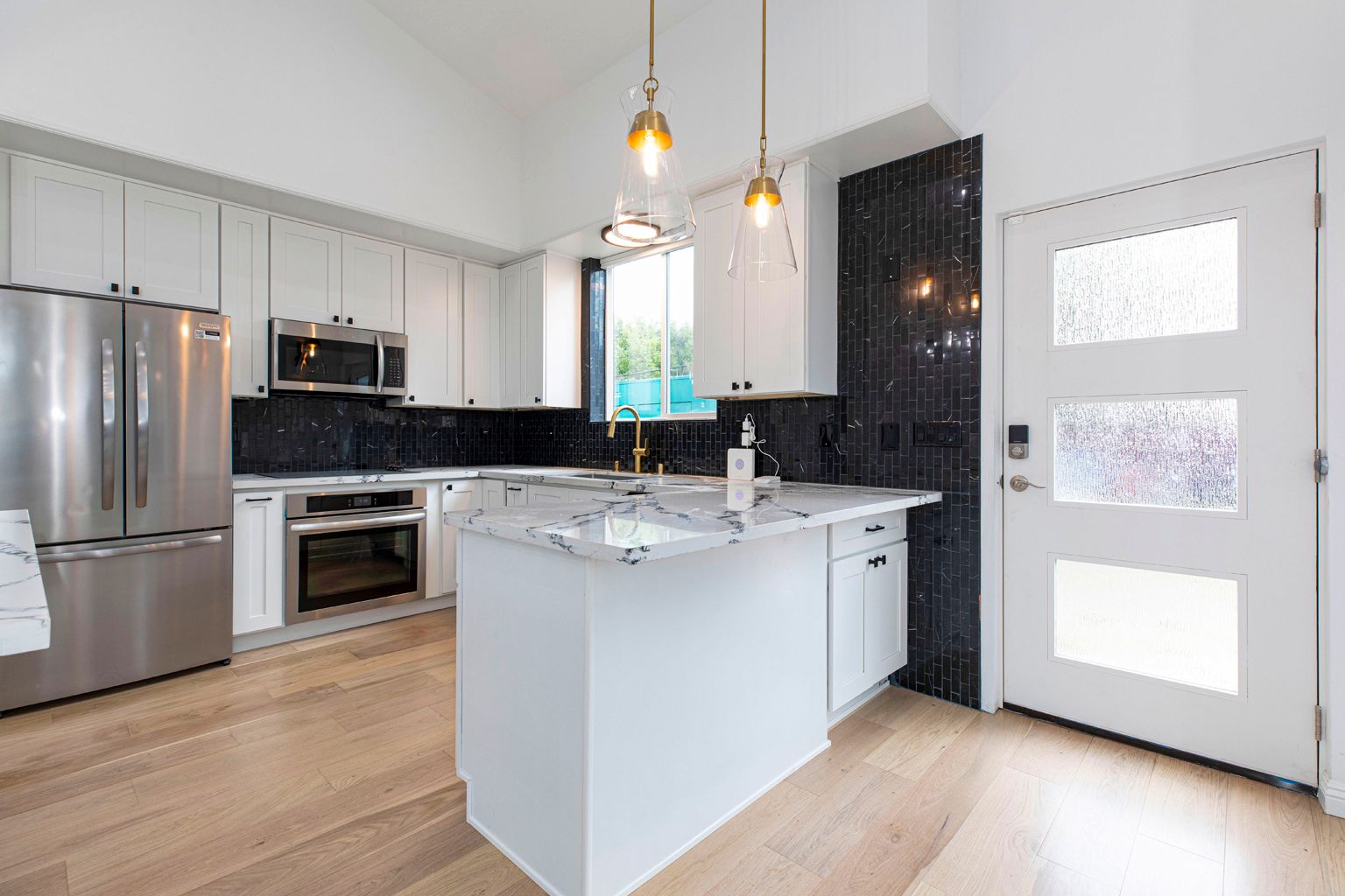 Modern ADU in Claremont photo 2
