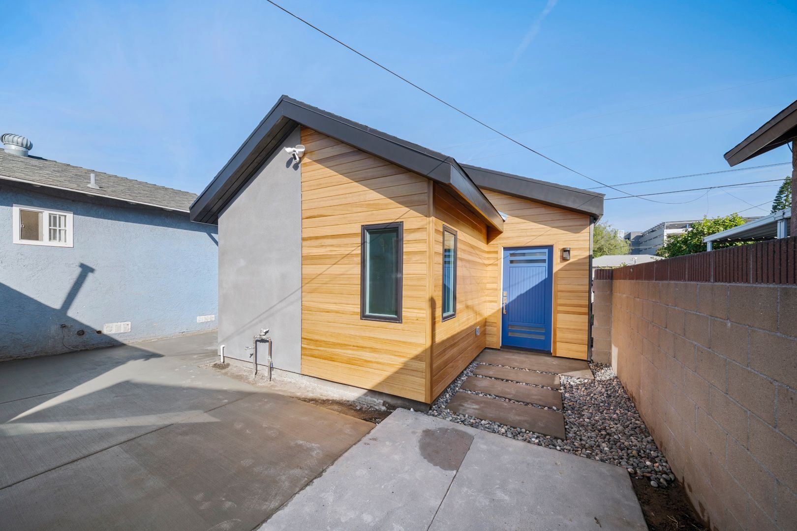 Detached Backyard ADU in Los Angeles, CA photo 11