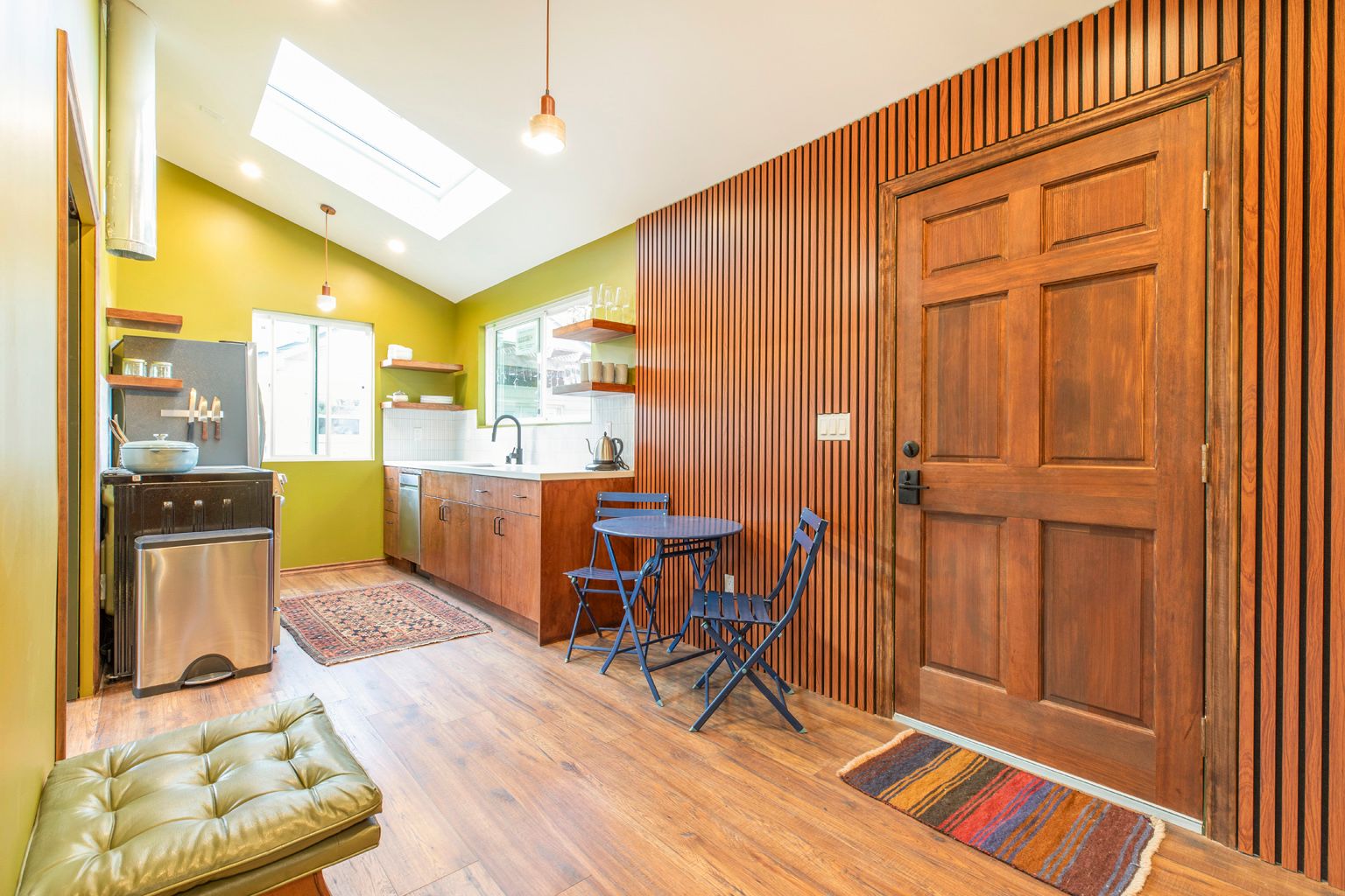 Wood-Panelled Detached ADU in Pasadena, CA photo 14