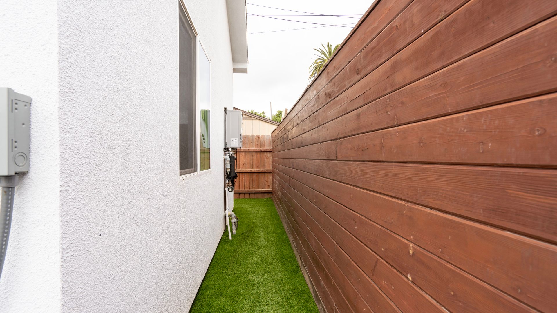Modern Pool House ADU in South Los Angeles, CA photo 6