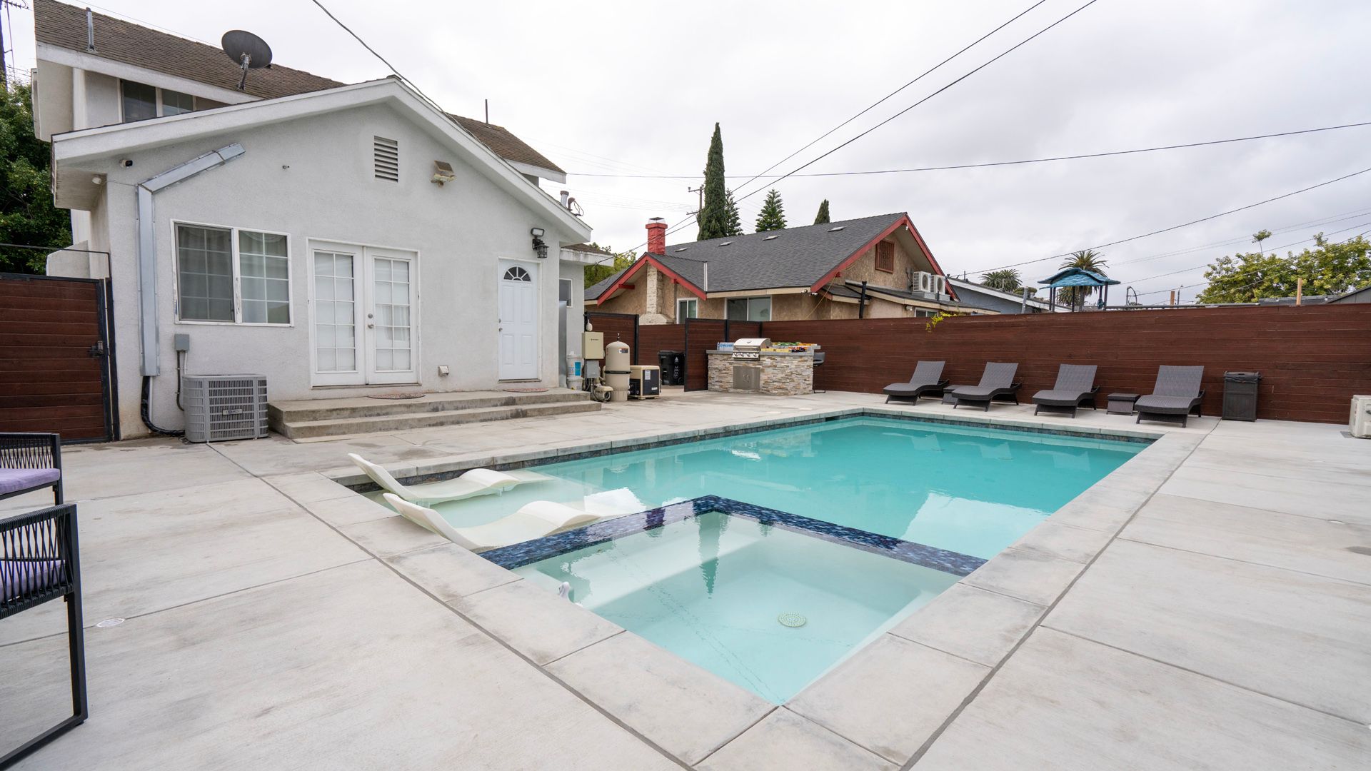 Modern Pool House ADU in South Los Angeles, CA photo 8