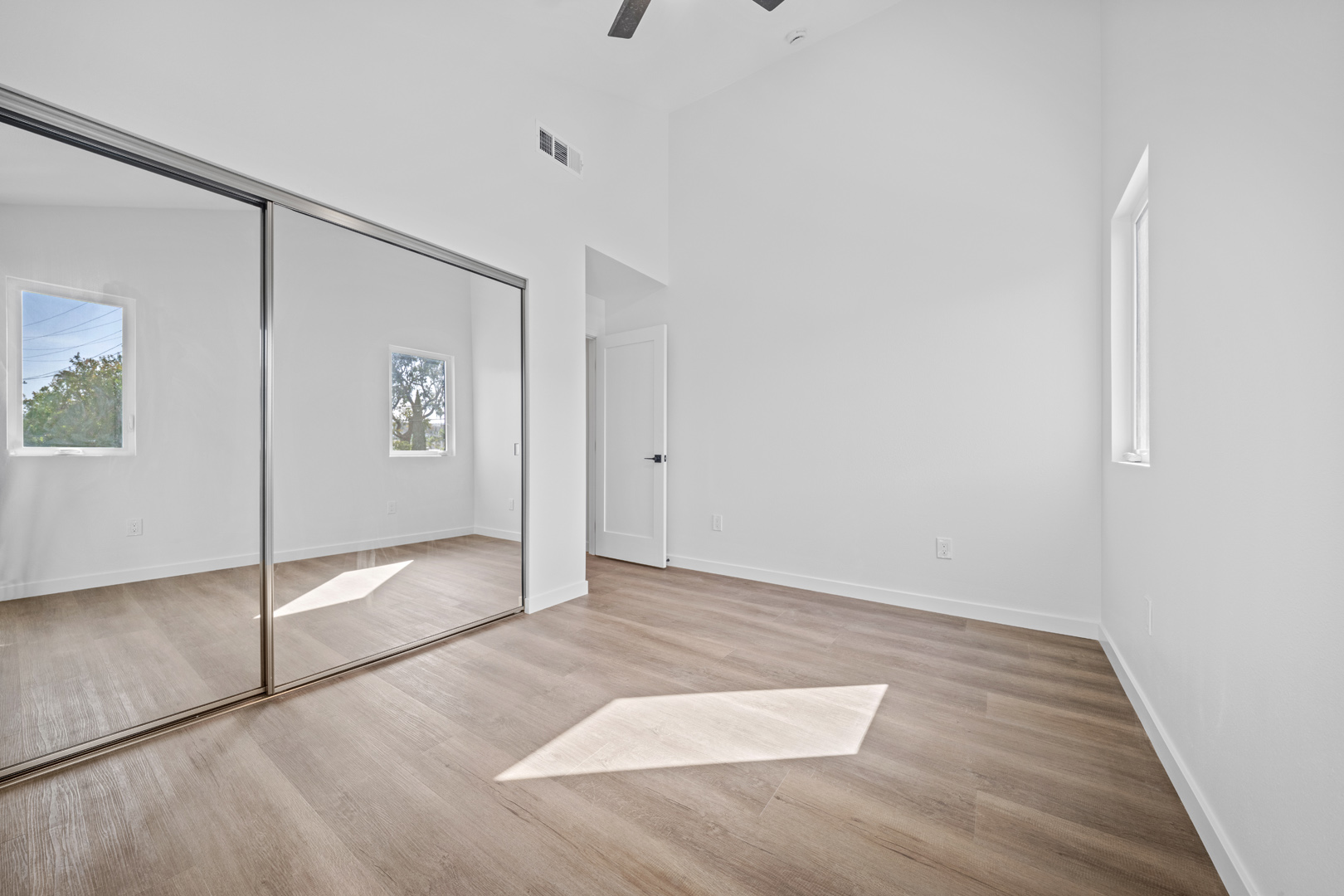 Modern ADU in Venice, CA photo 65