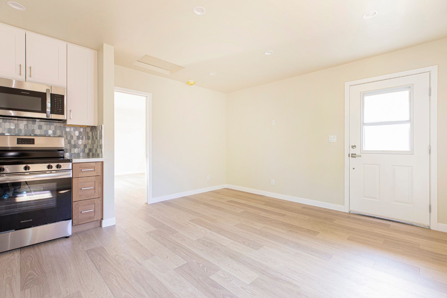 Modern ADU in Whittier photo 2