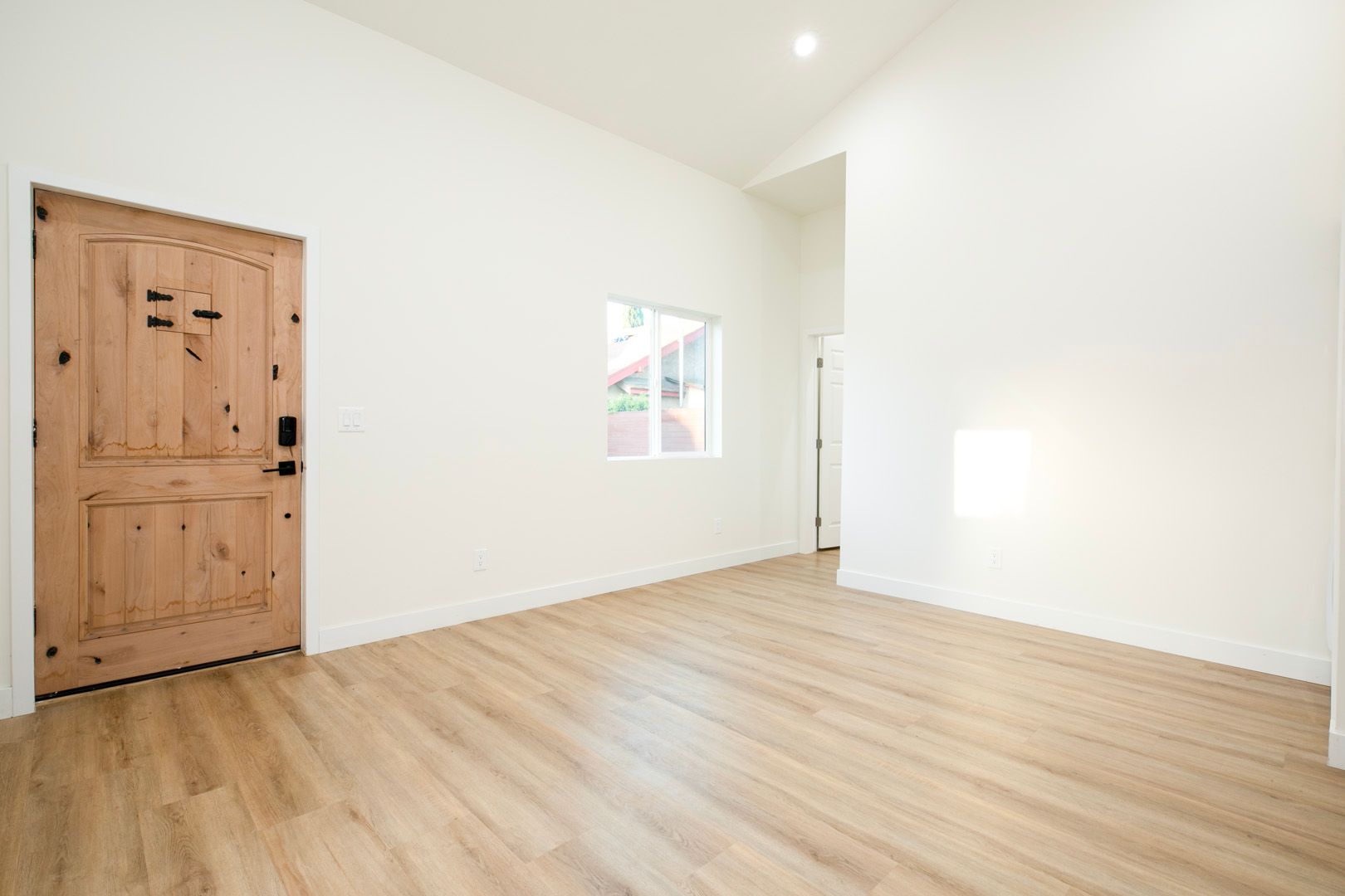 Modern 1-Bedroom ADU in South Los Angeles, CA photo 3