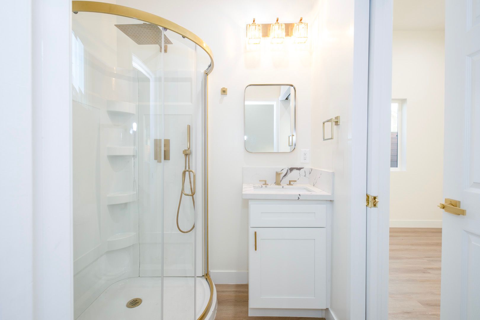Modern 1-Bedroom ADU in South Los Angeles, CA photo 7